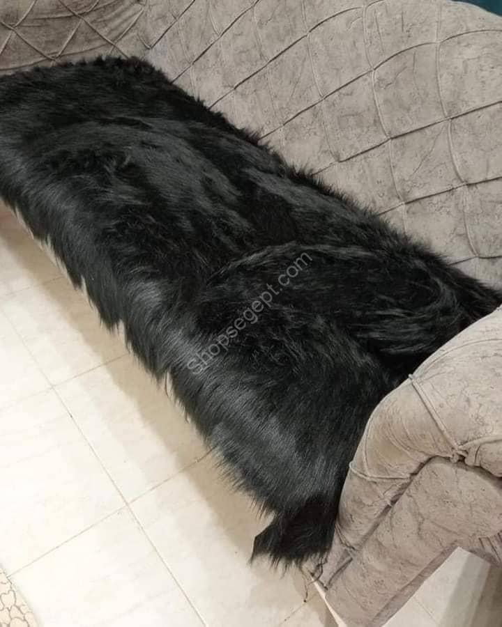 "كفر انترية فرو مستورد من متاجر مصر Shops Egypt، 2 كنبة و2 كرسي، لون رصاصي، تصميم عصري مع برقع لامع كرستالي."