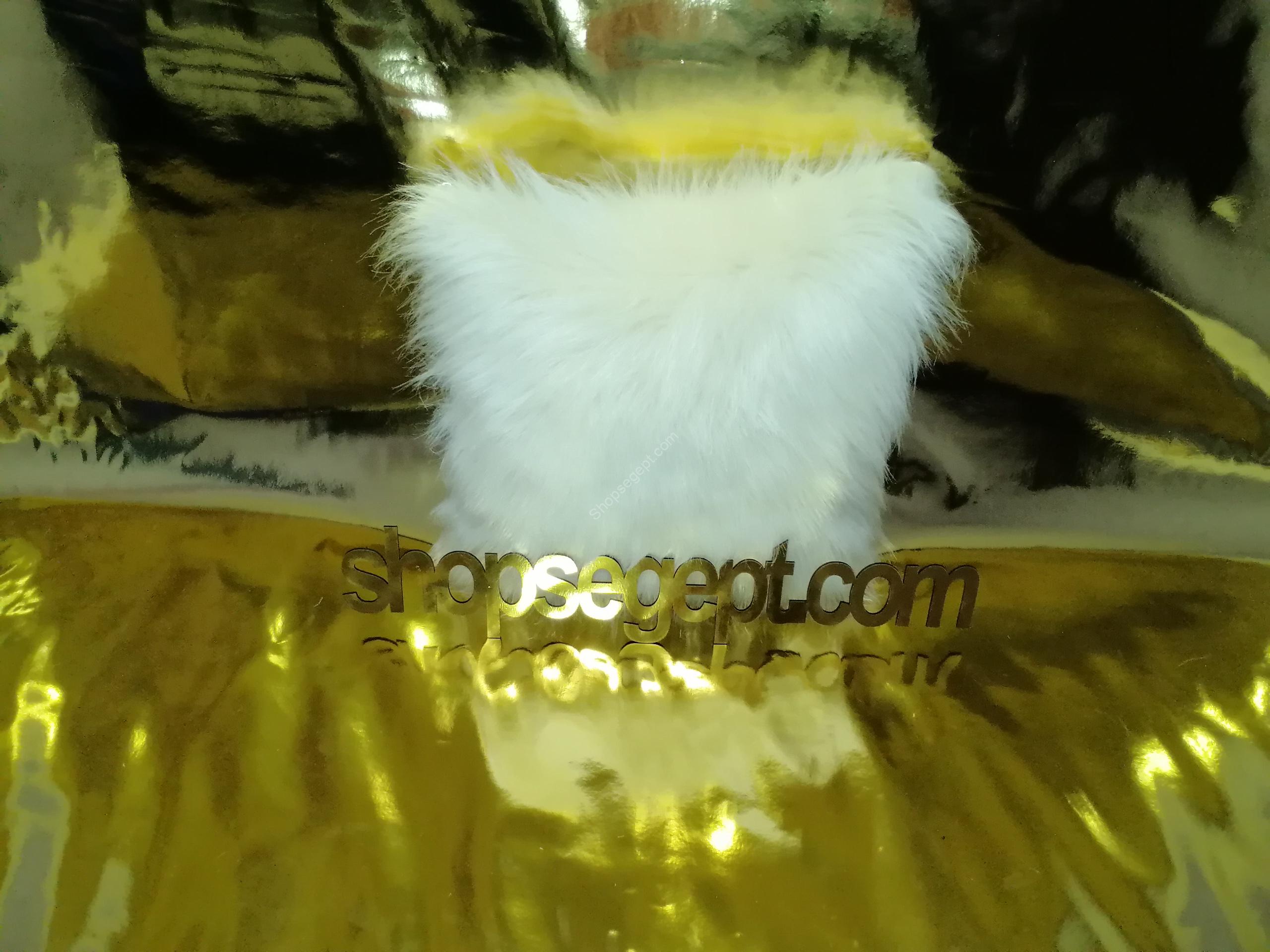 كافر فرو اوف وايت للخدادية - الصورة 3