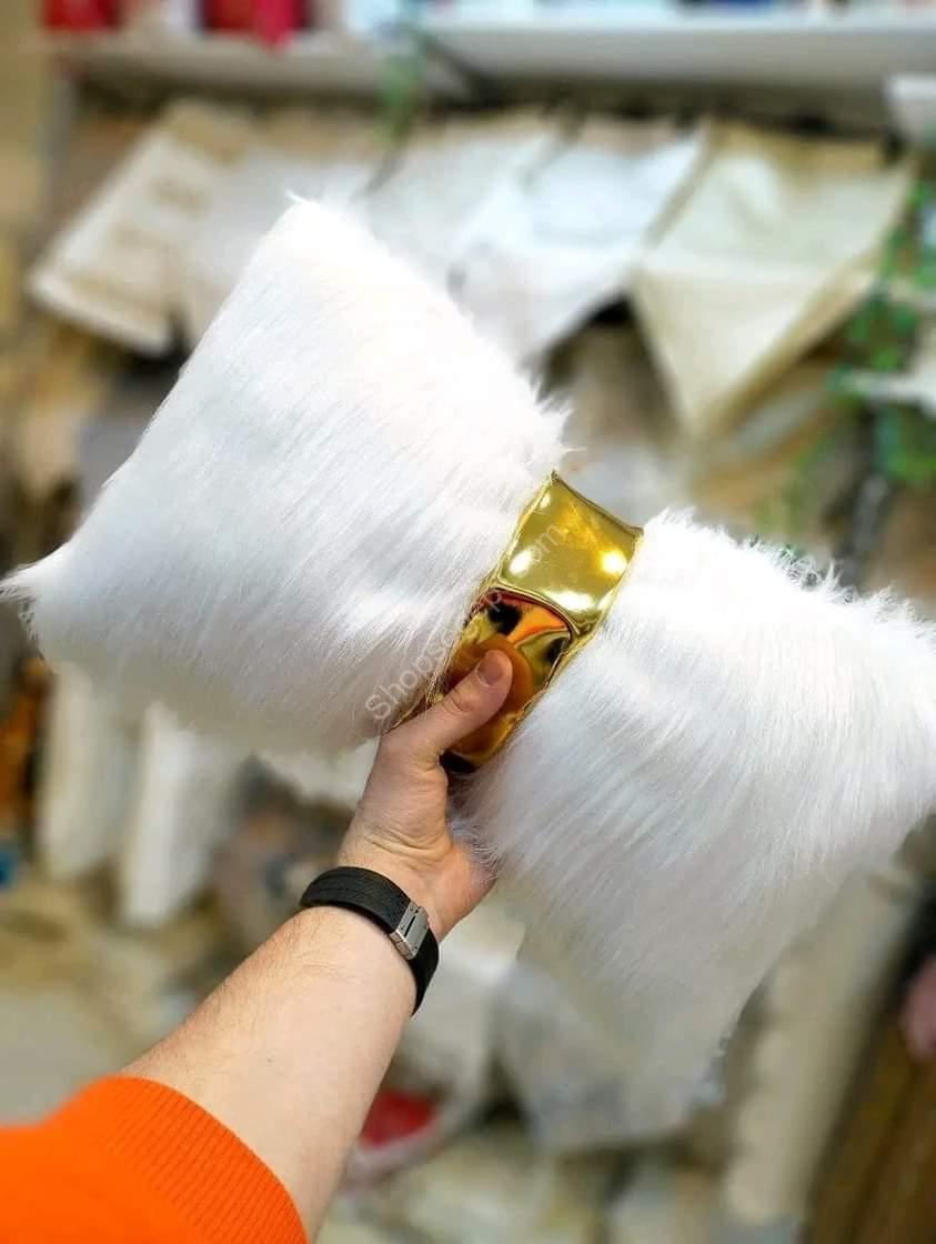 كوشن فرو مستورد من متاجرمصرShops Egypt باللون الأبيض