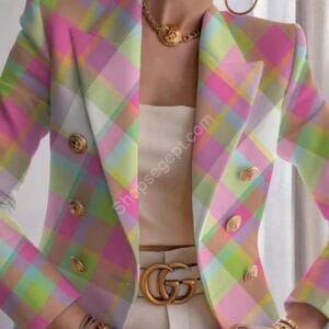 بدلة نسائية مطبوعة بقصّة