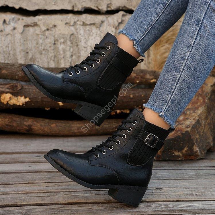 حذاء نسائي للخريف والشتاء ذو نعل سميك بمقدمة مدببة وأربطة للكاحل أسود بريطاني - الصورة 4