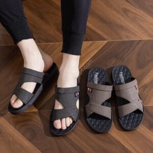 أحذية صندل مطاطية ناعمة مضادة للانزلاق ومقاومة للماء ومتينة للاستخدام المزدوج للرجال