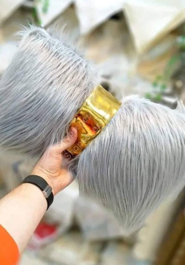 "فيونكه فرو رصاصي مقاس 50×30 مستورد من خامات ممتازة، تضيف لمسة فخمة لأثاثك."