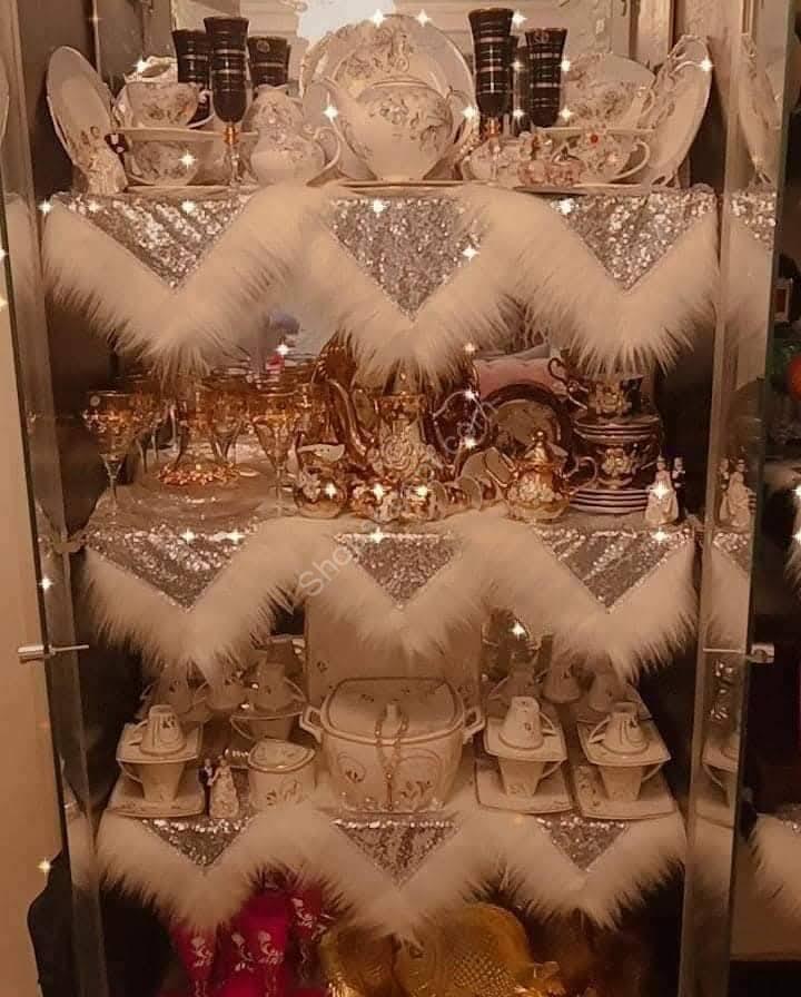 مفروشات نيش 6 قطع فرو في ترتر بتصميم عصري فاخر